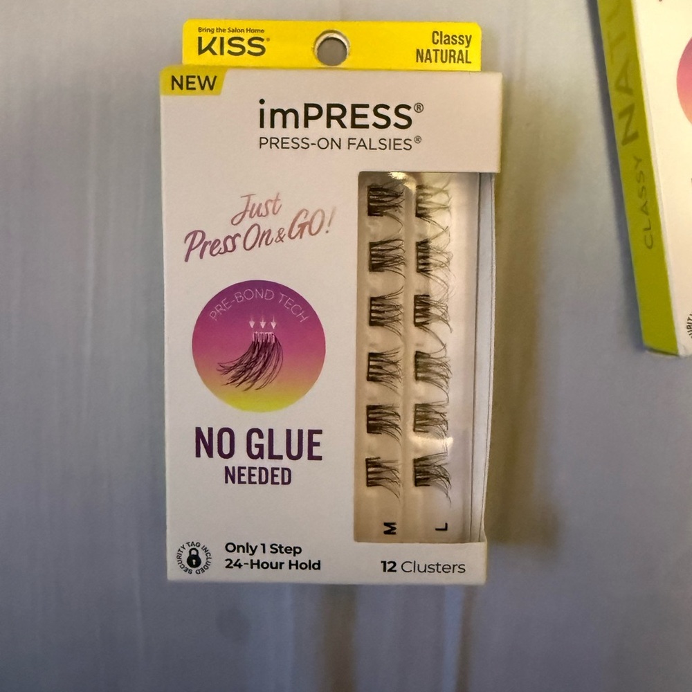 KISS imPRESS Press-On Falsies